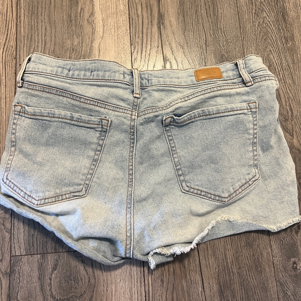 💛🦢5 FOR $10!!! 🦢💛 Light Blue Denim Women Shorts